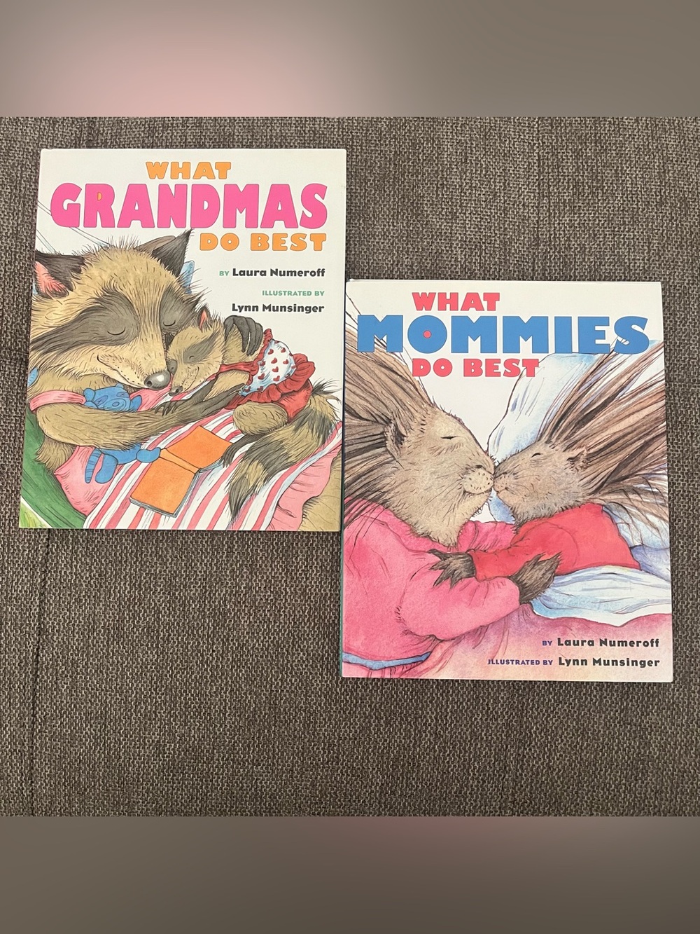 1998-2000 4 in 2 Story Books What Mommies, Daddies, Grandmas & Grandpas Do Best